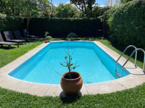 ROOM in Molhe house with pool